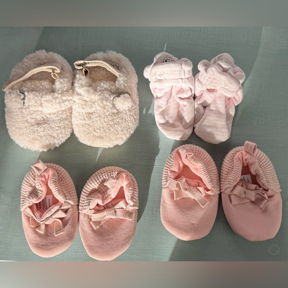 GAP, Burt’s Bees & Cloud Island Baby Walker Shoes Bundle - Cream and Pink